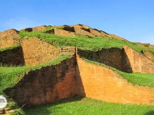 Behula Laxmindar bridal chamber