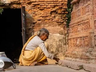 Puthia Museum visiting hours