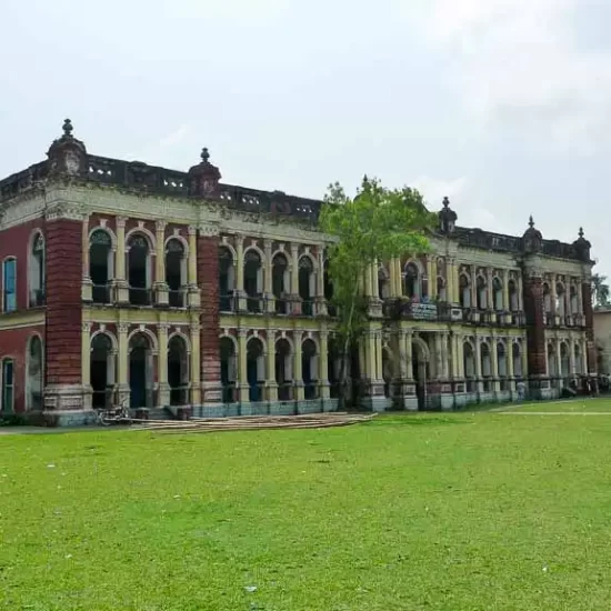 murapara zamindar palace visit during the river cruise