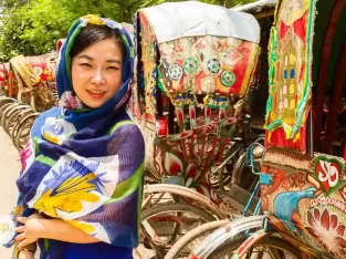 rickshaws are as colorful as a Bangladeshi women