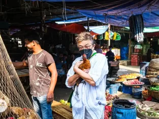 Walking through the Kawran bazar in the morning is unique experience