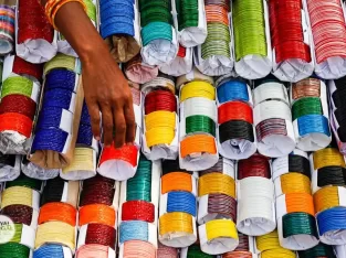 traditional colorful glass bangels in Bangladesh