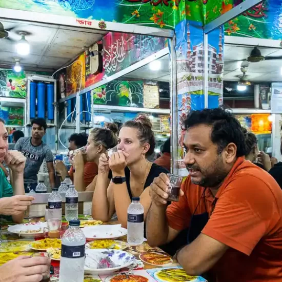 trying old dhaka traditional delecious food