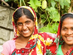 Meeting the smiling people on nijhum dwip