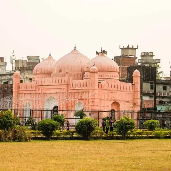 a beautiful mosque built by mughal inside the lalbagh fort in old dhaka