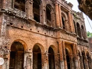 Panam or ancient Painam Nagar is a complete abandoned city