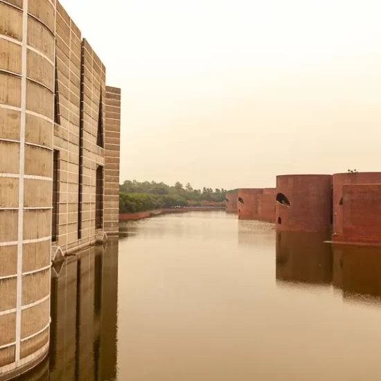 Parliament Building is surrounded by an enormous artificial lake