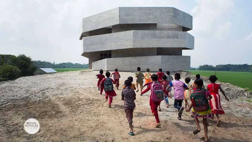 poetry-serving architecture in Bangladesh